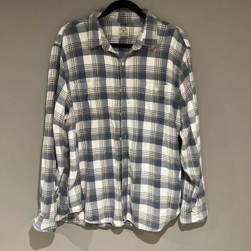 J Crew Flannel Button Down 100% Cotton Shirt - XL in Blue / White Plaid